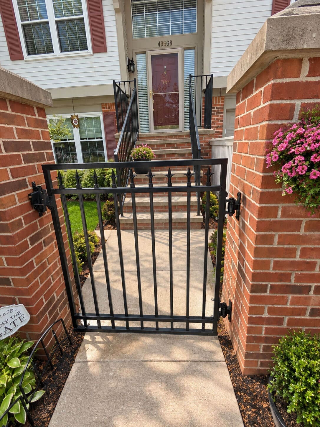 Ornamental-Gate-1 Screen room by Wayne Craft